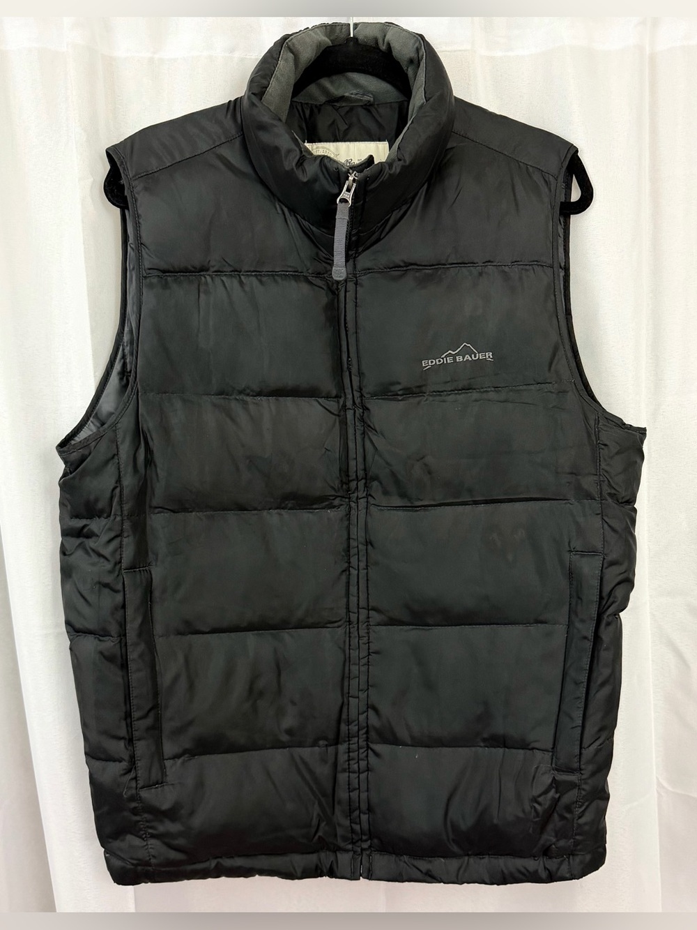 Eddie Bauer Men's Black Puffer Premium Goose Down Vest.                  Medium